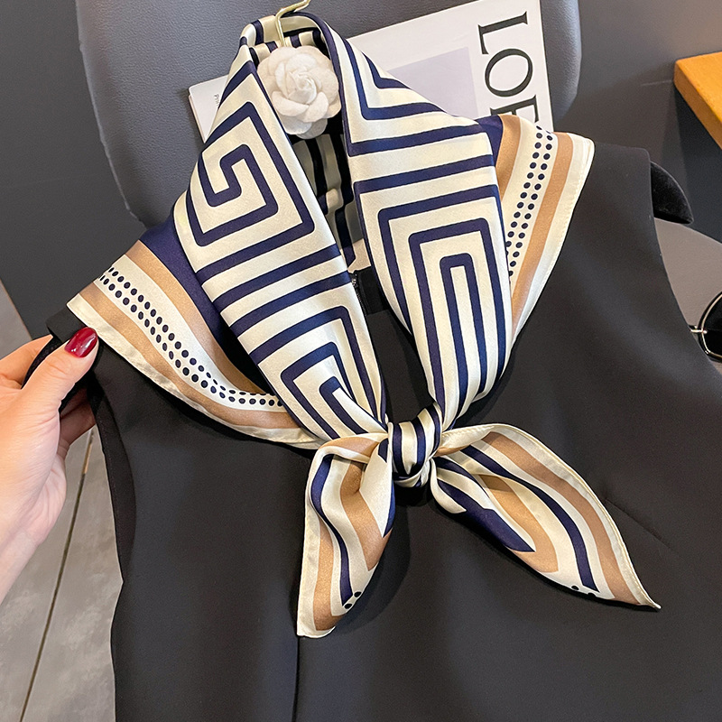 Luksusowa marka Apaszka Wiosna – Luxury Skincare Headband recenzja i cena